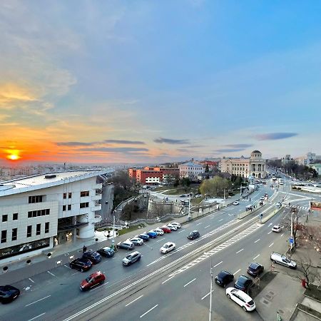 Mnm Lapusneanu Lägenhet Iasi Exteriör bild